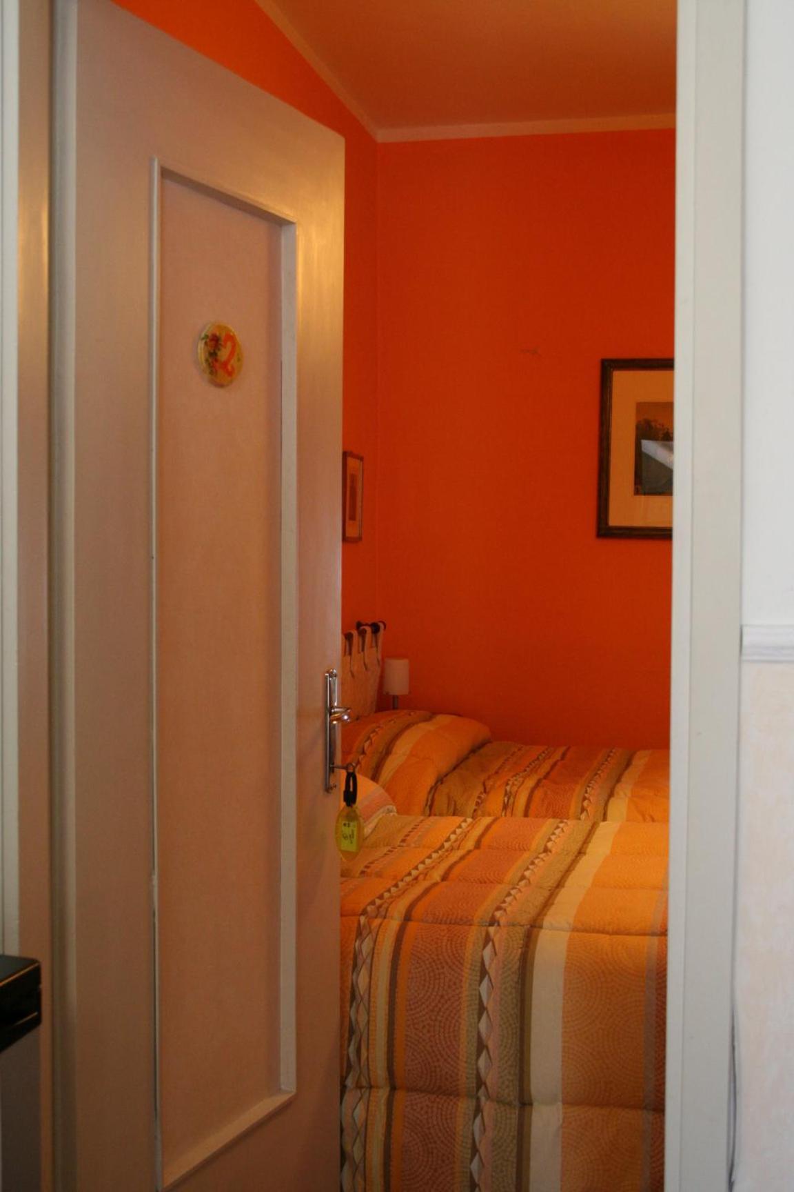 Corte Posta B&B - Parcheggio E Bagno In Camera Mantova Eksteriør bilde