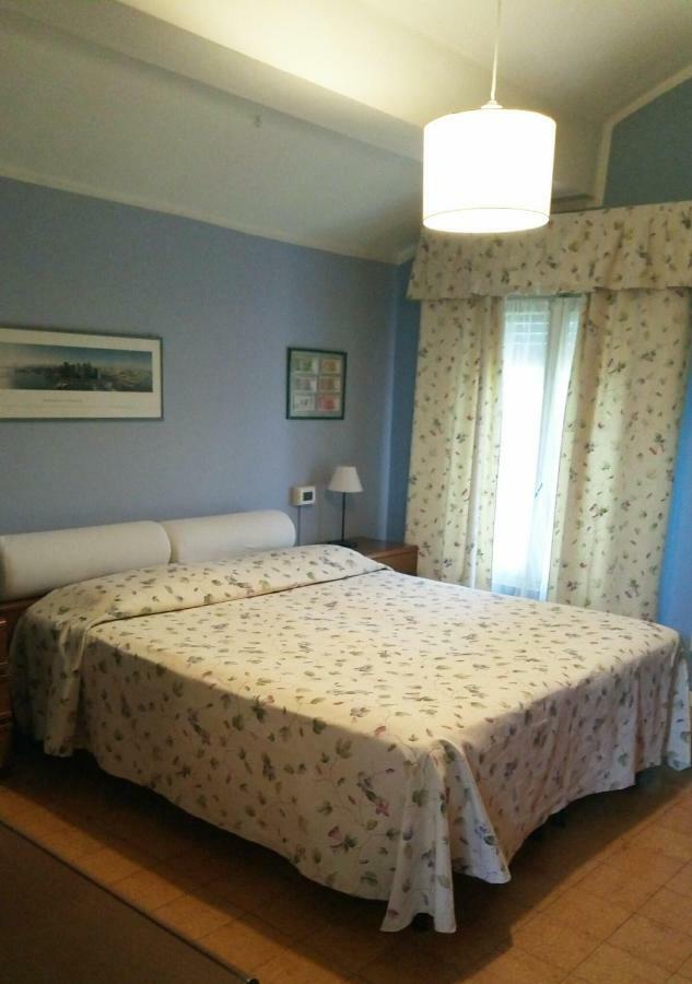 Corte Posta B&B - Parcheggio E Bagno In Camera Mantova Eksteriør bilde