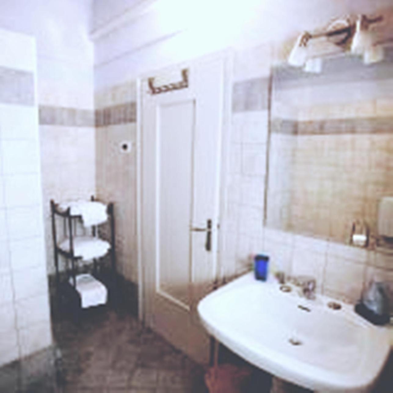Corte Posta B&B - Parcheggio E Bagno In Camera Mantova Eksteriør bilde